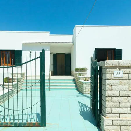Casa Sea Front Ferienhaus *