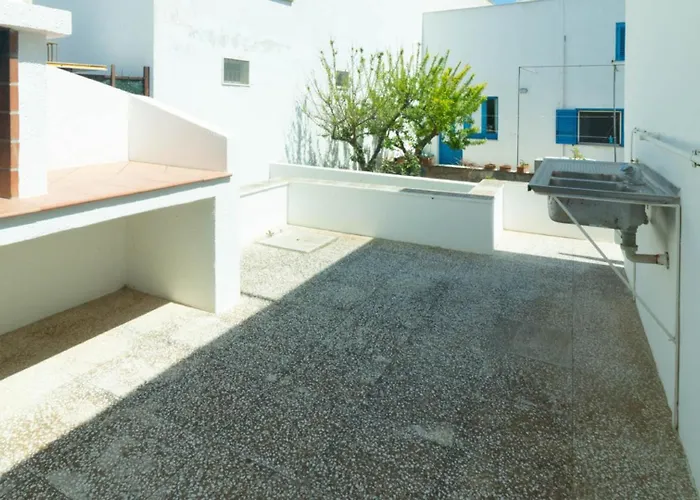 Casa Sea Front Torre Pali